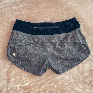 Lululemon Speed Up Shorts 2.5’’!!